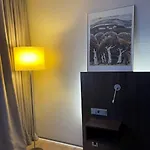 Apartment Gemütliches 778 Nähe Medienhafen S-bahn Und Free Parken Düsseldorf